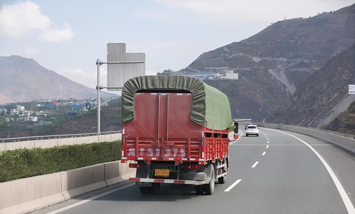 蓝牌轻卡大吨小标治理_4.2米蓝牌轻卡年检称重_蓝牌小货车找活干